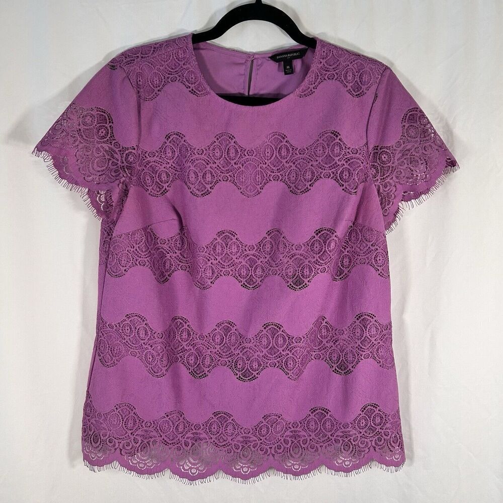 Banana Republic Blouse Women's Medium Purple Lace Round Neck Short Sleeve